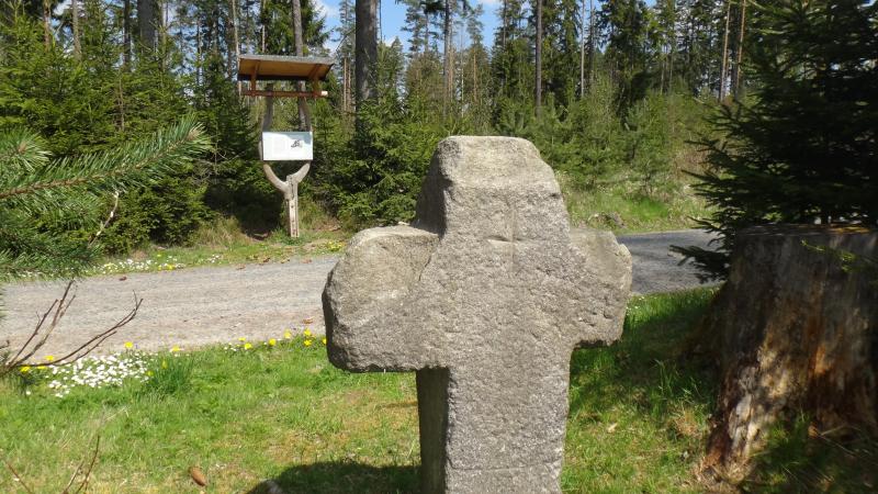 Das Steinerne Kreuz bei der Häusellohe